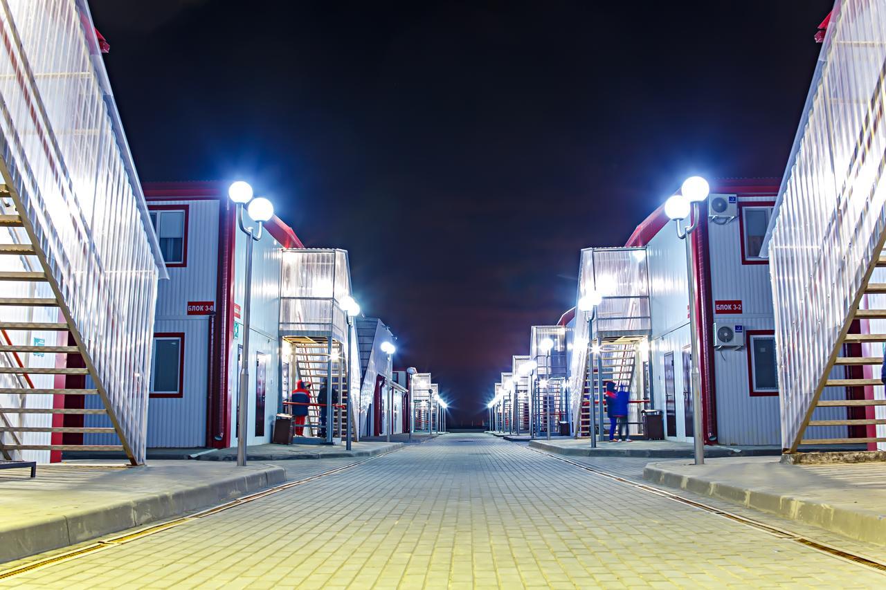 New Tengiz Camp Buitenkant foto